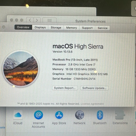 MacBook Pro - Picture 4 of 6